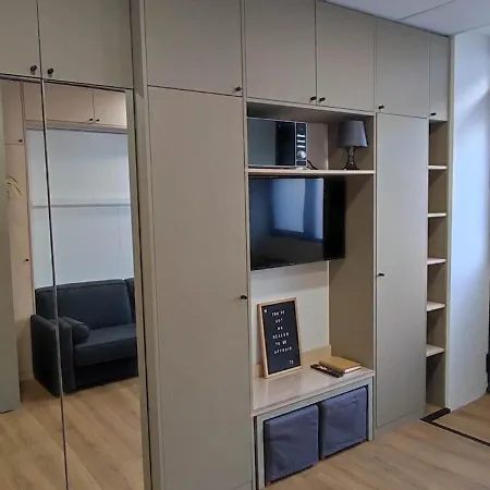 Porte De Vanves - Sud Homestay Paris